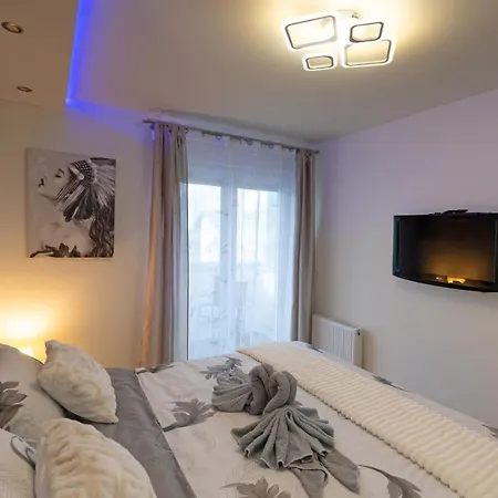 Enna - New And Cosy With Private Parking Apartament *