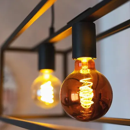 Enna - New And Cosy With Private Parking