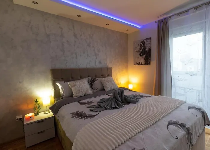 Enna - New And Cosy With Private Parking *