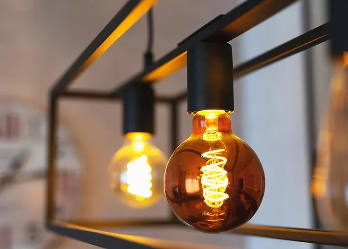 Enna - New And Cosy With Private Parking