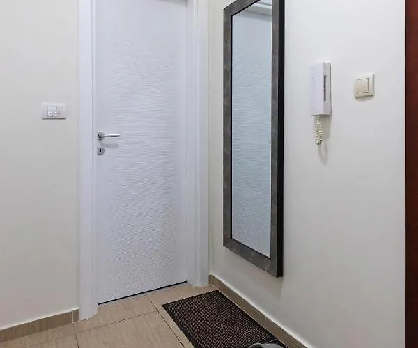 Enna - New And Cosy With Private Parking Apartamento *